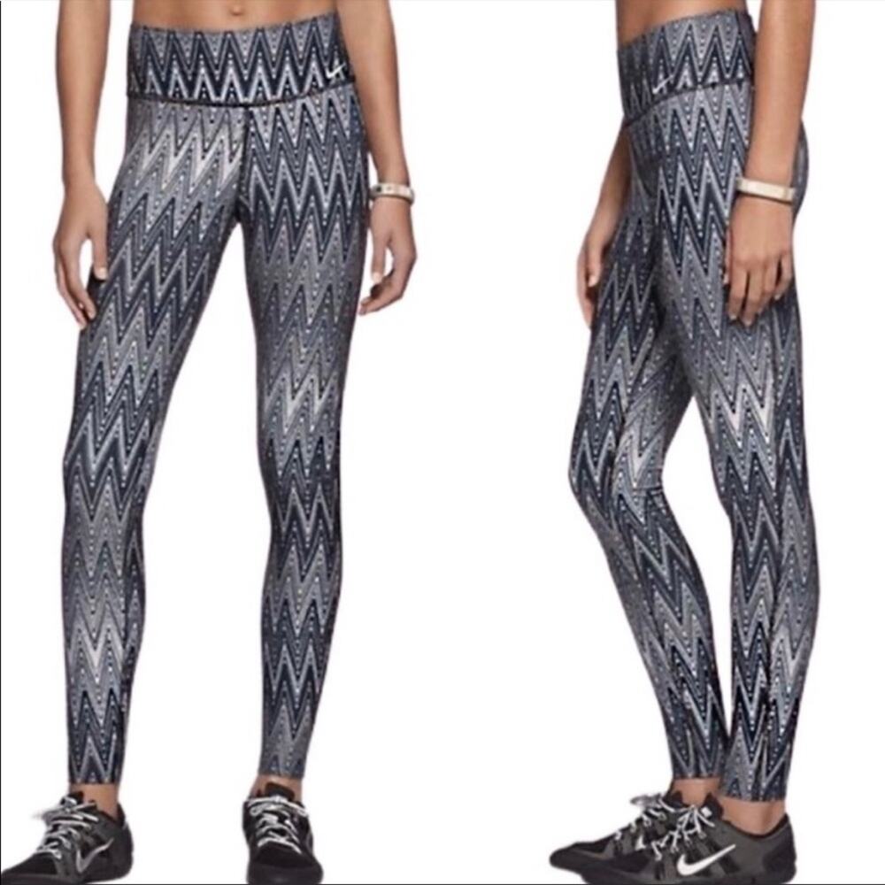 Nike Legend 2.0 Chevron Leggings‎ Women Small Black Athletic Training Pants